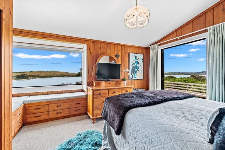 Photo of property in 9 Weir Crescent, Onerahi, Whangarei, 0110