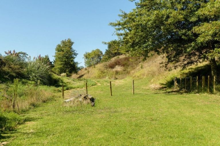 Photo of property in 331 Pahoia Road, Whakamarama, 3172