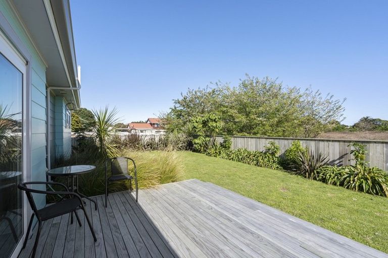 Photo of property in 29 Awatea Avenue, Paraparaumu, 5032