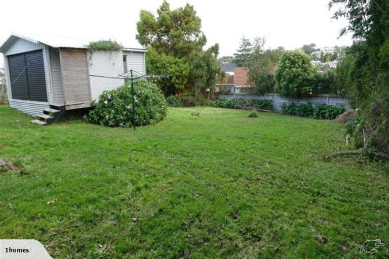 Photo of property in 101 Selwyn Crescent, Forrest Hill, Auckland, 0620