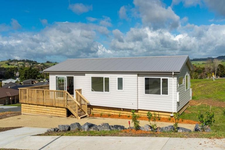 Photo of property in 1 Fantail Way, Mangawhai, 0505