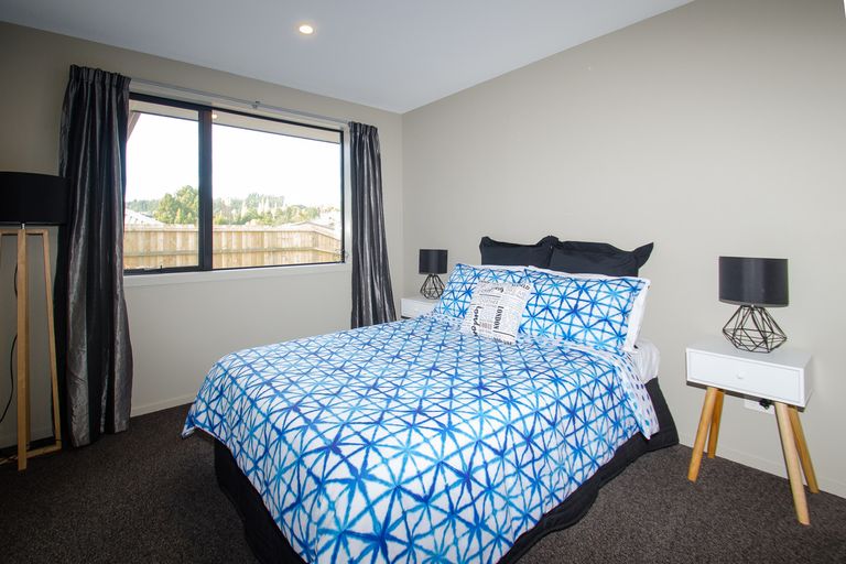 Photo of property in 83 Grandvista Drive, Green Island, Dunedin, 9018