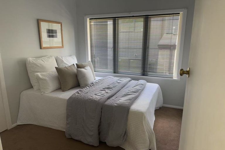 Photo of property in 15 Sandspit Road, Cockle Bay, Auckland, 2014