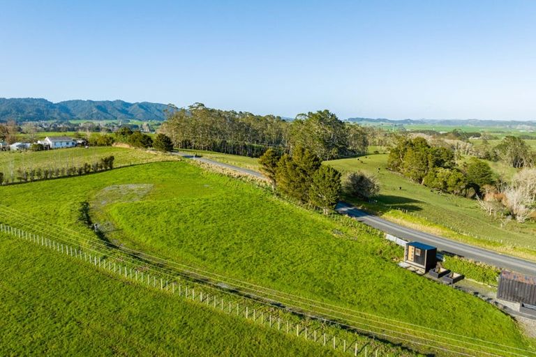 Photo of property in 1572b Millbrook Road, Taipuha, Paparoa, 0571