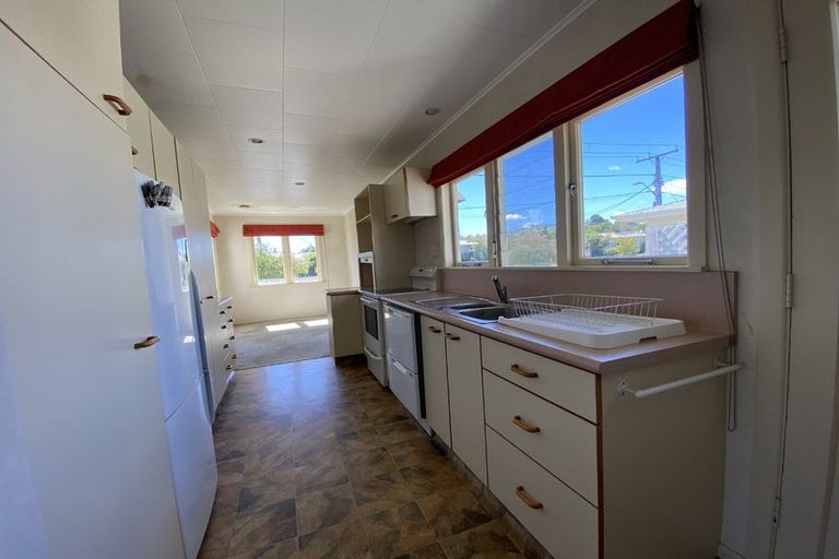 Photo of property in 12 Palmerston Road, Havelock North, 4130