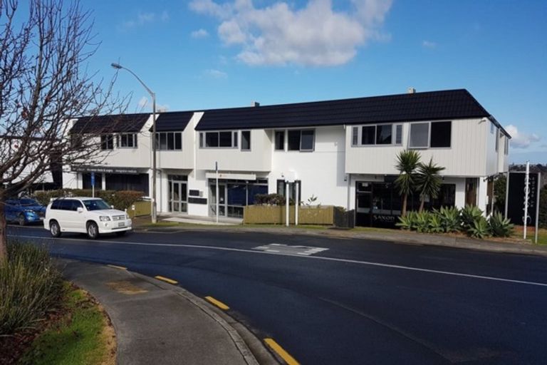 Photo of property in 9/46 Wellington Street, Howick, Auckland, 2014