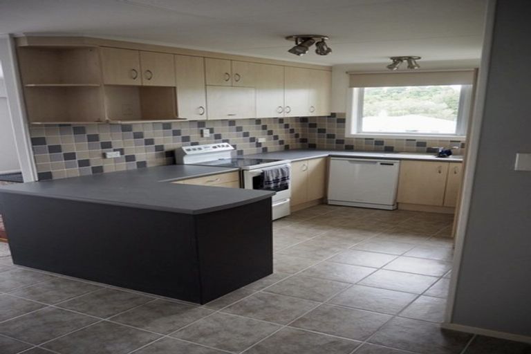Photo of property in 134g Huatoki Street, Frankleigh Park, New Plymouth, 4310