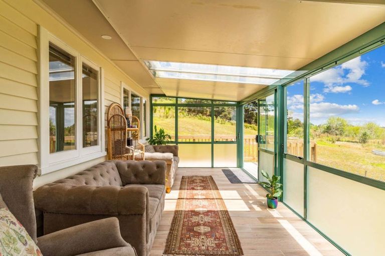Photo of property in 65b Otara Road, Kaiwaka, 0573