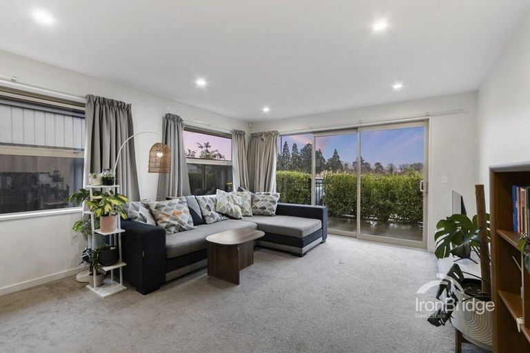 Photo of property in 6 Koral Lane, Broomfield, Christchurch, 8042