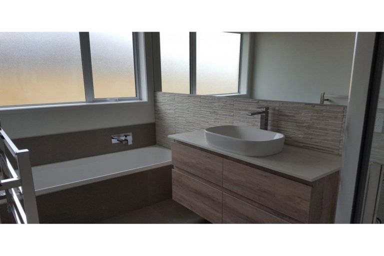 Photo of property in 18 Jack Boyd Drive, Mangawhai Heads, Kaiwaka, 0573