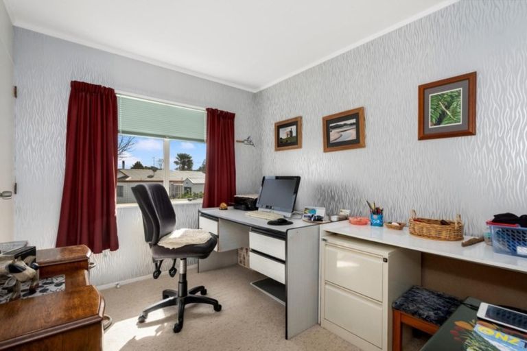 Photo of property in 2 Park View Rise, Gate Pa, Tauranga, 3112