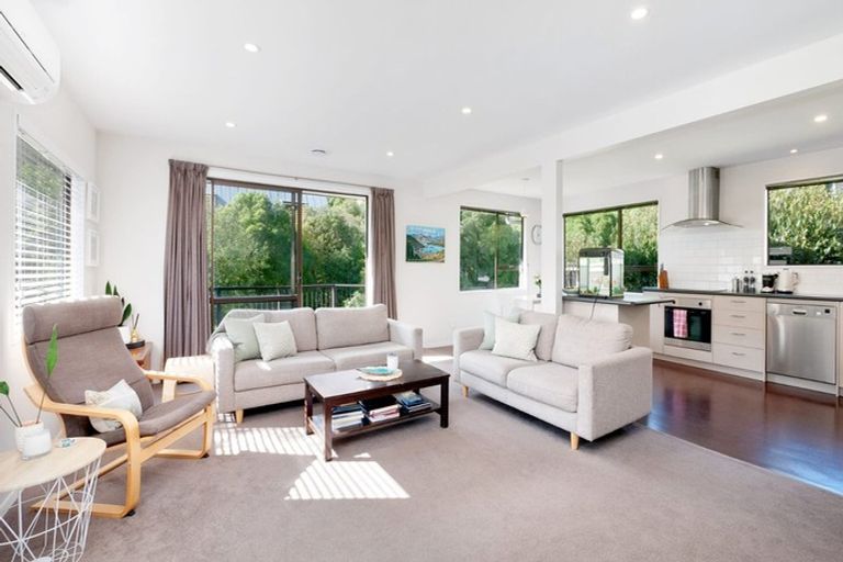 Photo of property in 5 Heathvale Place, Heathcote Valley, Christchurch, 8022