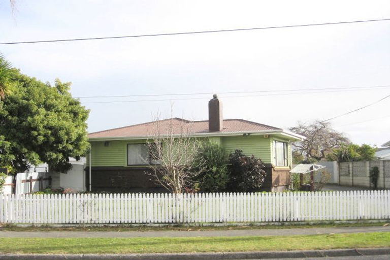 Photo of property in 64 Masefield Avenue, Maraenui, Napier, 4110