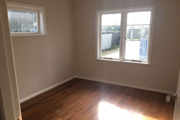 Photo of property in 92 Swanson Road, Henderson, Auckland, 0610