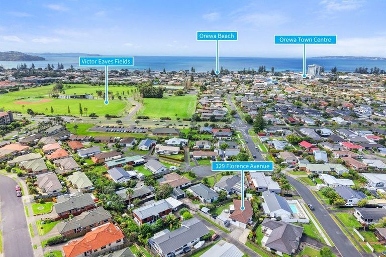 Photo of property in 129 Florence Avenue, Orewa, 0931