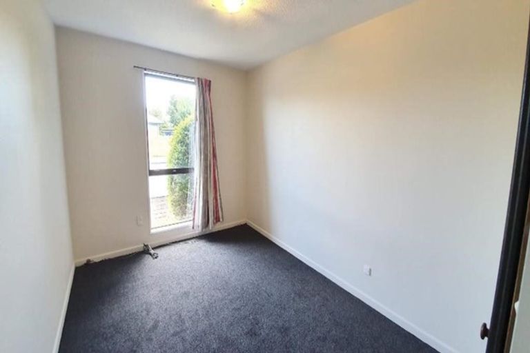 Photo of property in 1/18 Division Street, Riccarton, Christchurch, 8041