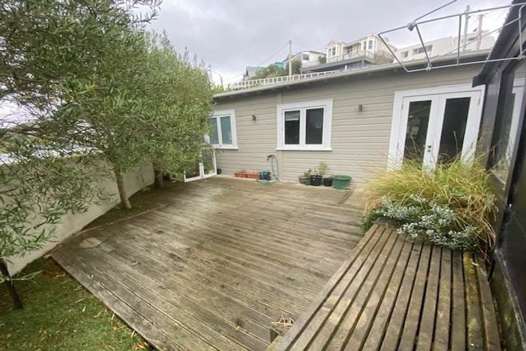 Photo of property in 29 Maida Vale Road, Roseneath, Wellington, 6011