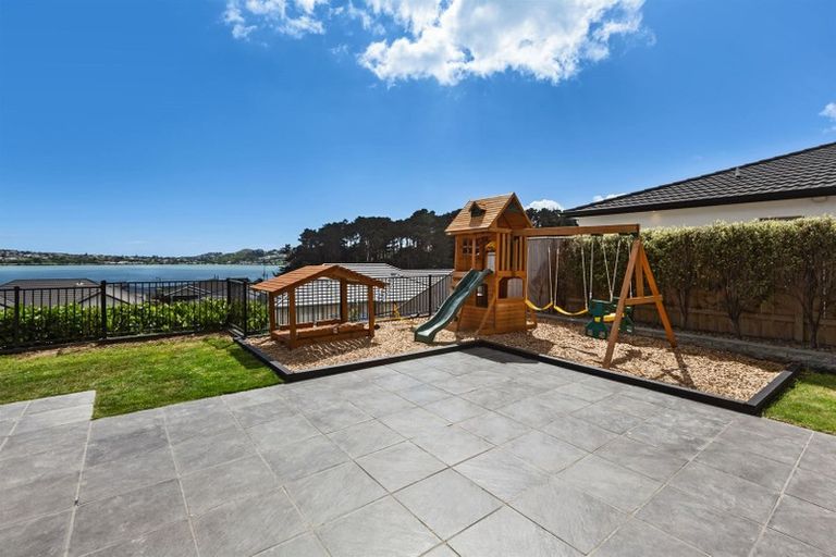 Photo of property in 4 Ihakara Arthur Lane, Aotea, Porirua, 5024