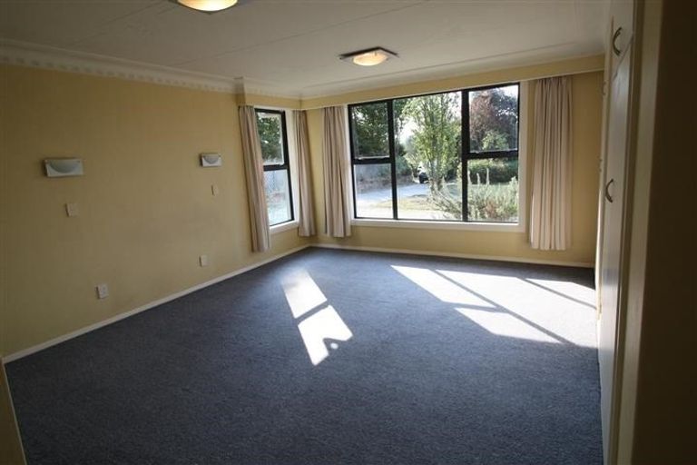 Photo of property in 229 Gladstone Road South, East Taieri, Mosgiel, 9092