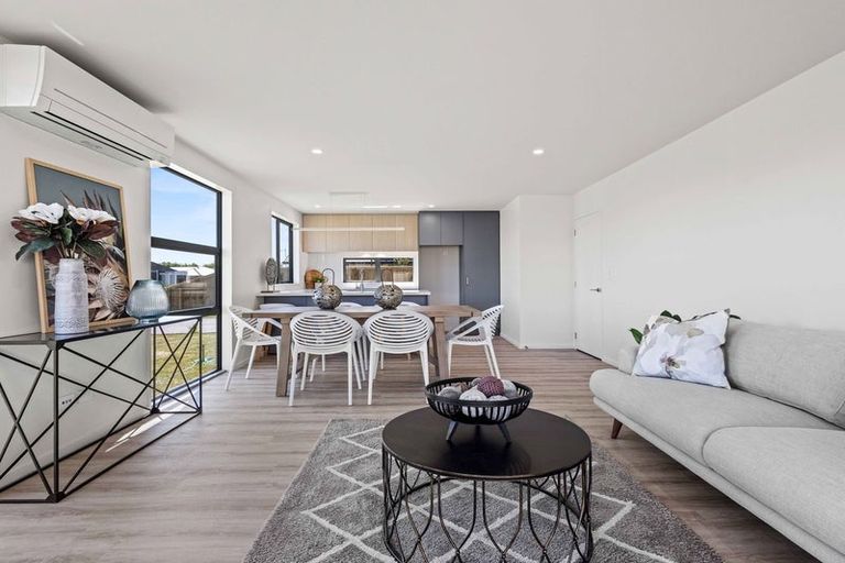 Photo of property in 15 Glendore Drive, Halswell, Christchurch, 8025