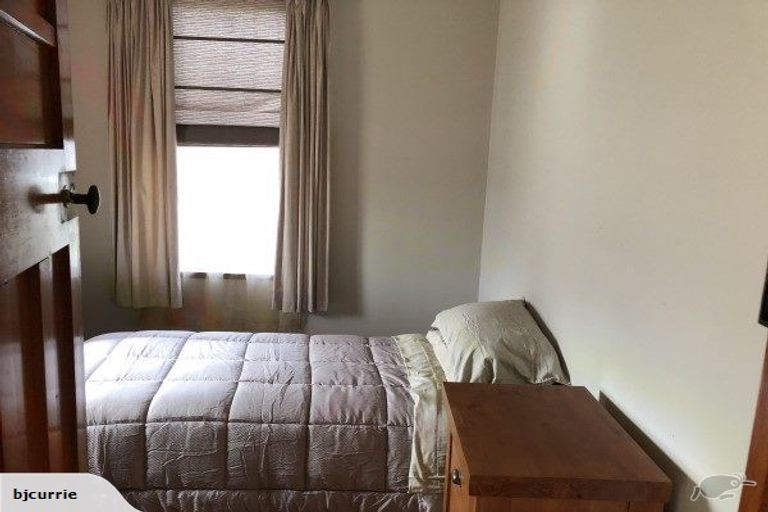 Photo of property in 1 Fairs Road, Milson, Palmerston North, 4414