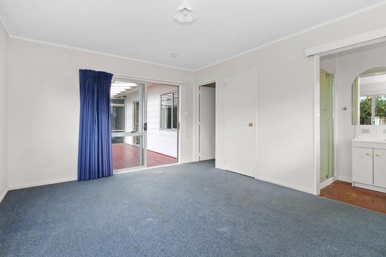 Photo of property in 33 Stevenson Road, Clarks Beach, 2122