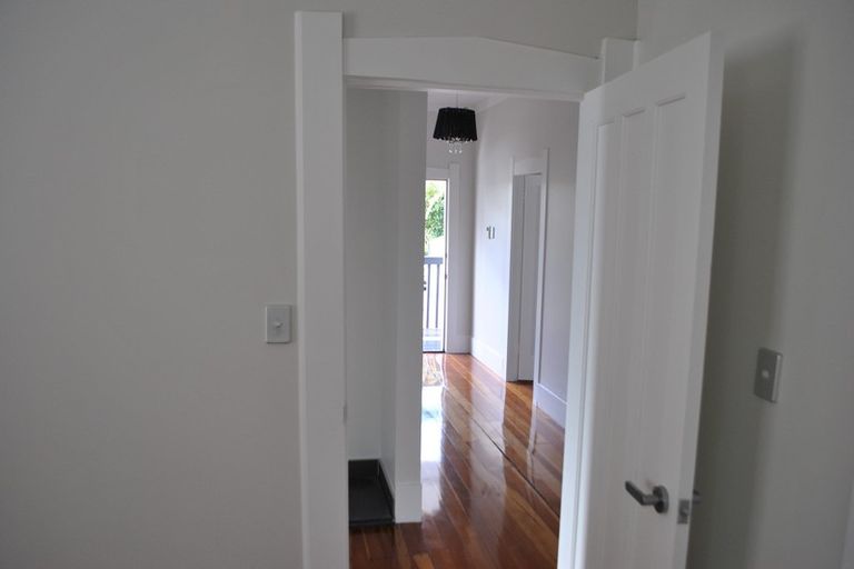 Photo of property in 9 Mccracken Road, Mount Wellington, Auckland, 1060
