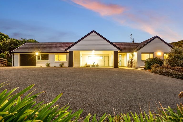 Photo of property in 274 Valley Road, Paraparaumu, 5032