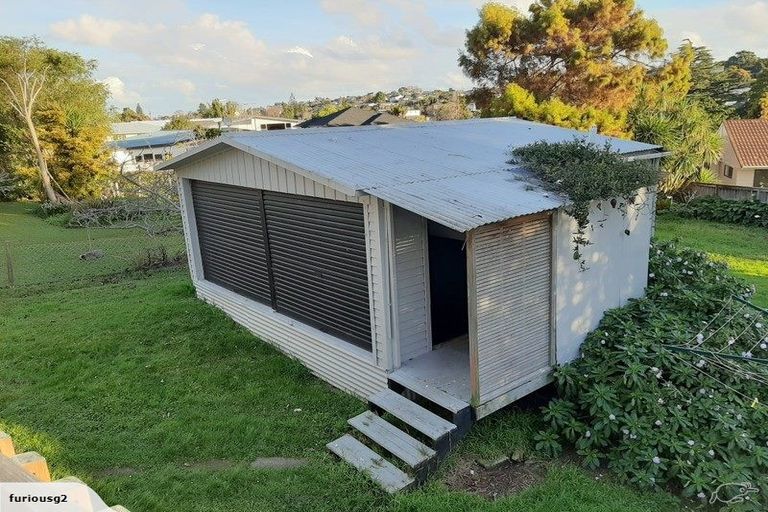 Photo of property in 101 Selwyn Crescent, Forrest Hill, Auckland, 0620