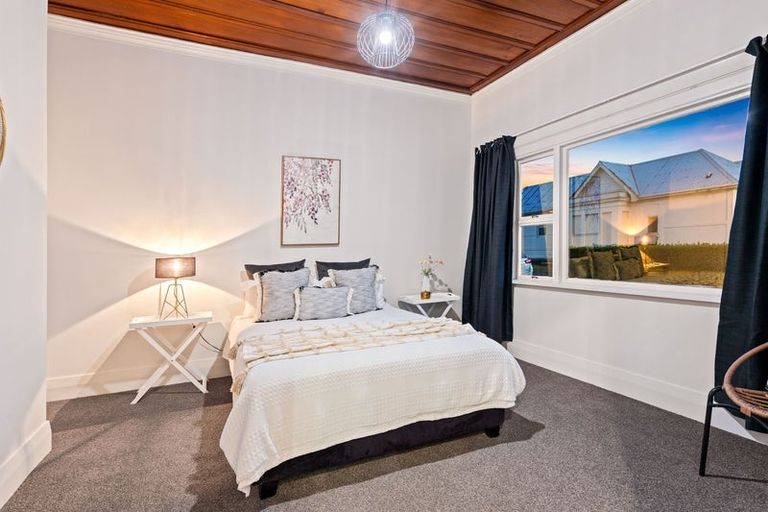 Photo of property in 77 Wesley Street, South Dunedin, Dunedin, 9012