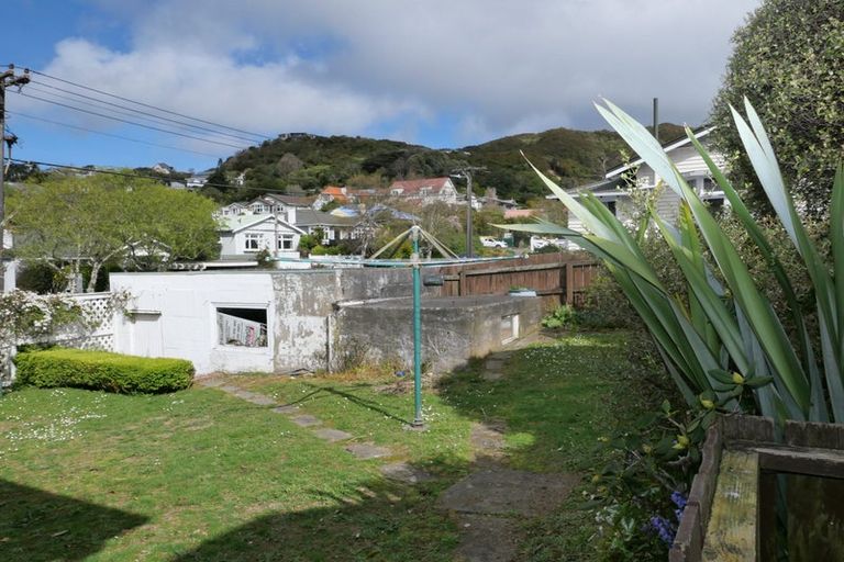 Photo of property in 339 Karori Road, Karori, Wellington, 6012
