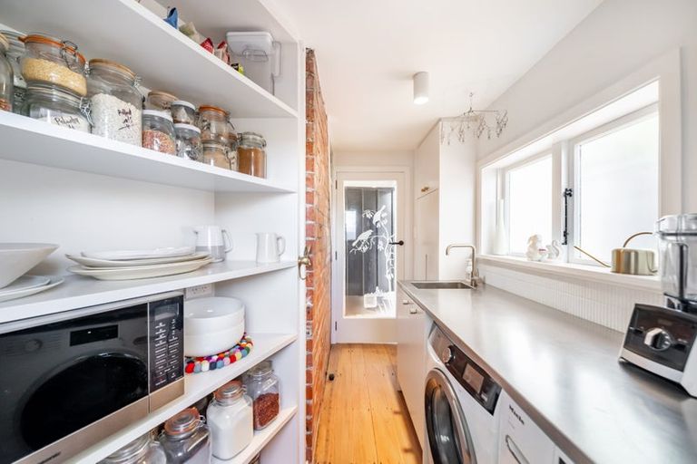 Photo of property in 12 Cheviot Road, Lowry Bay, Lower Hutt, 5013