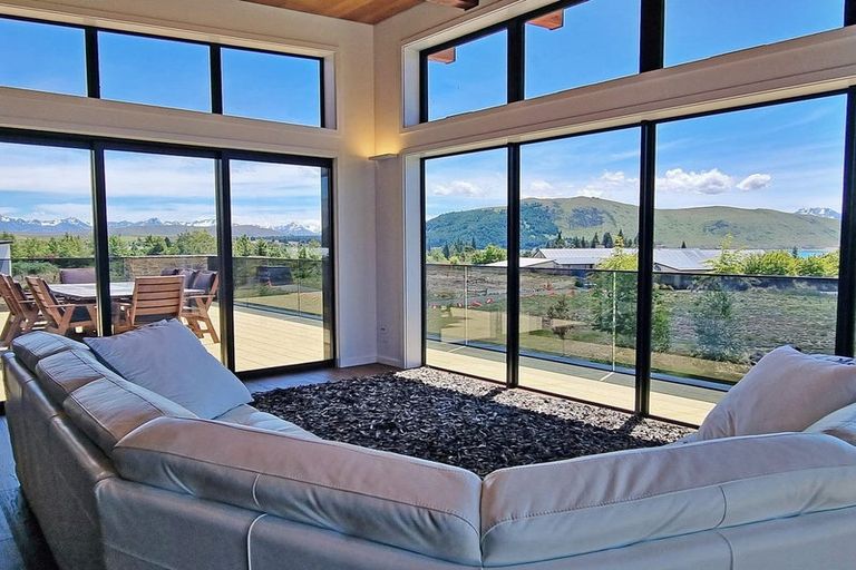 Photo of property in 16 Mistake Drive, Lake Tekapo, 7999