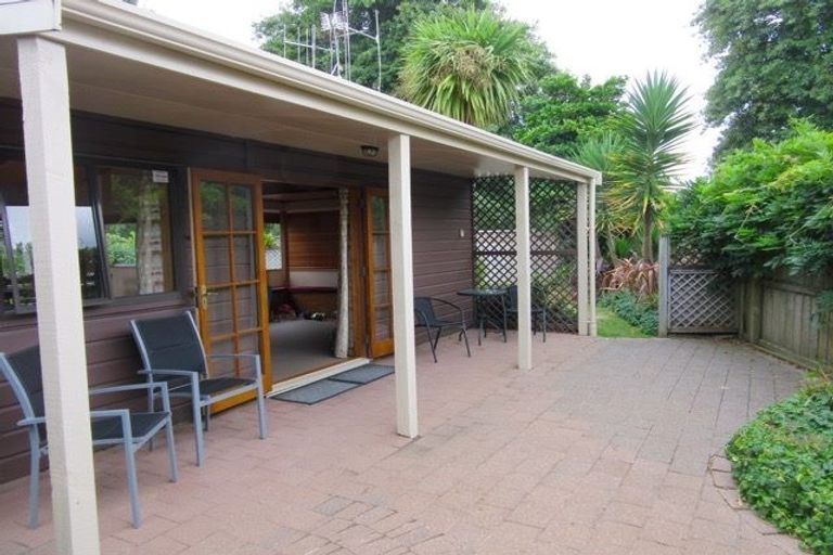 Photo of property in 12 Ensign Place, Flagstaff, Hamilton, 3210