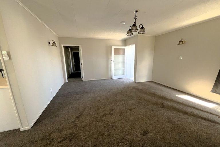 Photo of property in 26 Duggan Avenue, Mangere, Auckland, 2022