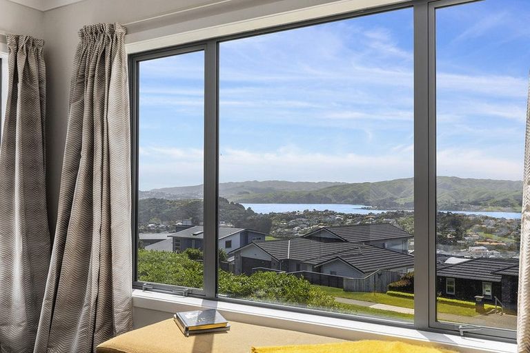 Photo of property in 84 Endeavour Drive, Whitby, Porirua, 5024