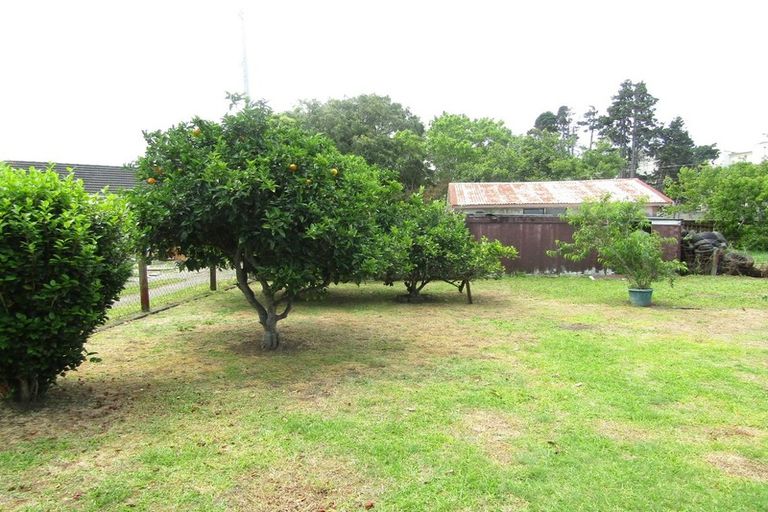 Photo of property in 98 Gray Avenue, Mangere East, Auckland, 2024