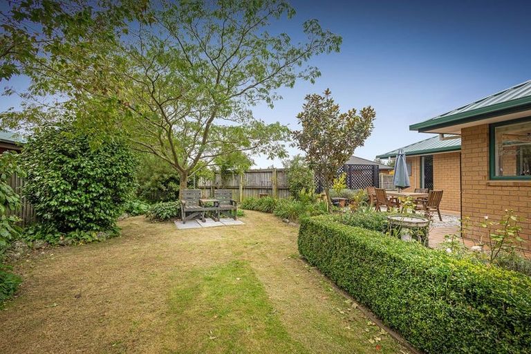 Photo of property in 17 Devon Crescent, Darfield, 7510