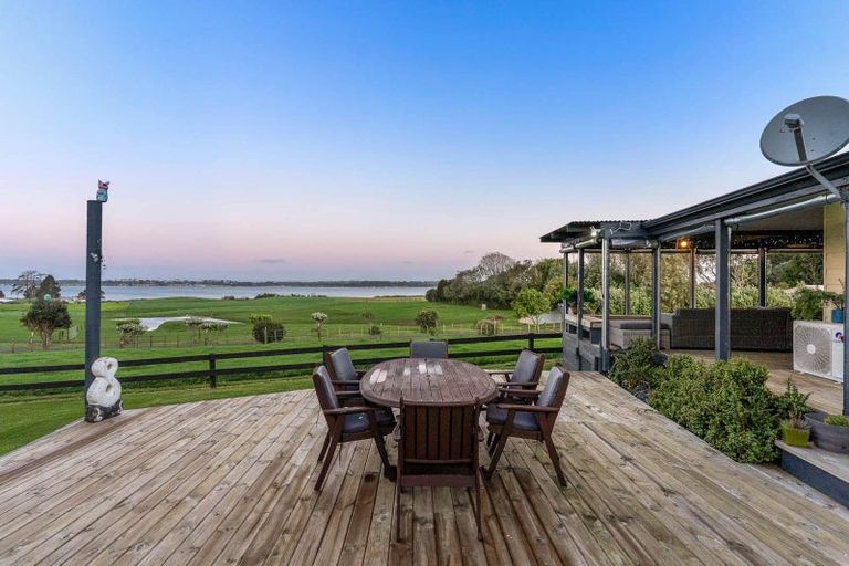 Photo of property in 96 Westhead Road, Pollok, Waiuku, 2683