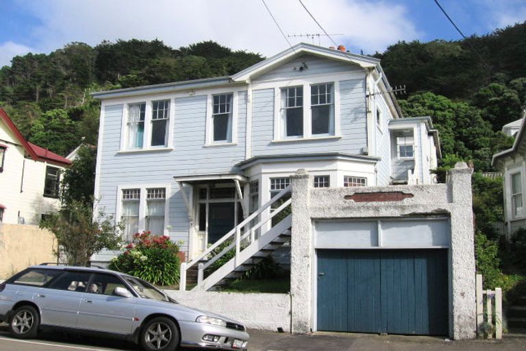 Photo of property in 7 Burnell Avenue, Thorndon, Wellington, 6011