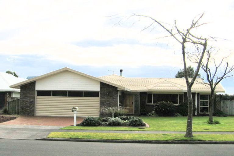 Photo of property in 46 Ashley Street, St Andrews, Hamilton, 3200