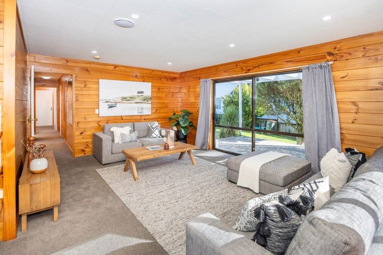 Photo of property in 16 Bramley Drive, Rototuna, Hamilton, 3210