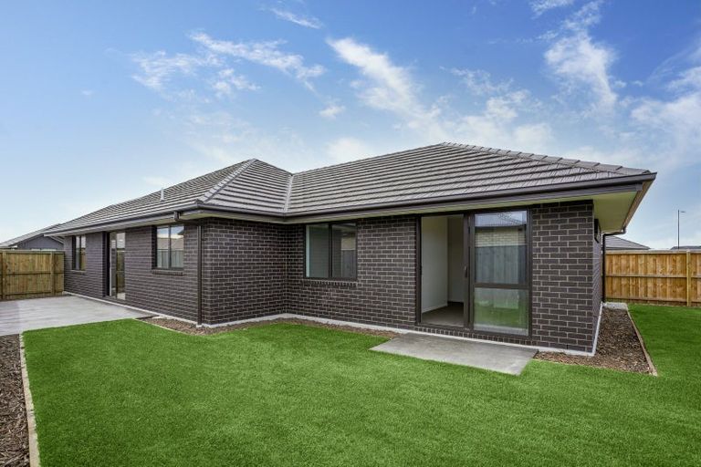 Photo of property in 82 Avanda Avenue, Rolleston, 7615