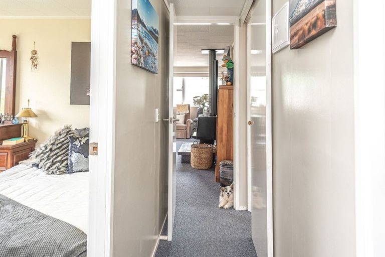 Photo of property in 181a Bridge Street, Bulls, 4818