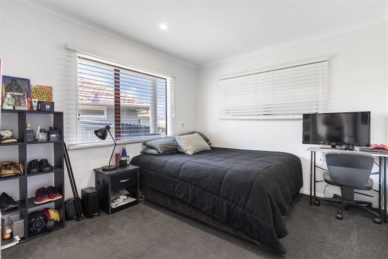 Photo of property in 43 Cockle Bay Road, Cockle Bay, Auckland, 2014