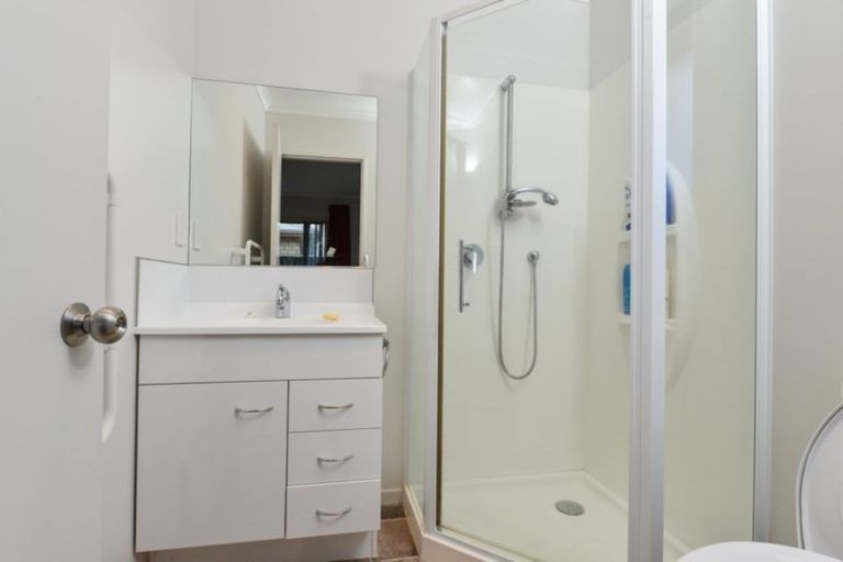 Photo of property in 2 Shrule Place, Huntington, Hamilton, 3210