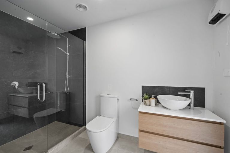 Photo of property in 8 Dray Place, Halswell, Christchurch, 8025