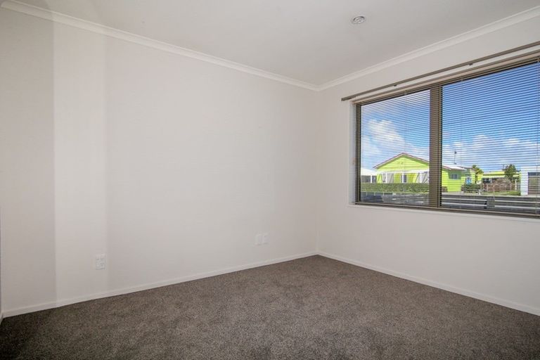 Photo of property in 15 Queen Street, Westport, 7825