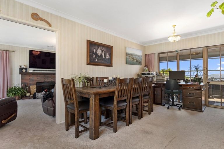 Photo of property in 33 Coppelia Avenue, Omokoroa, 3114