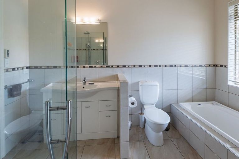 Photo of property in 7a Cairn Way, Te Kamo, Kamo, 0185